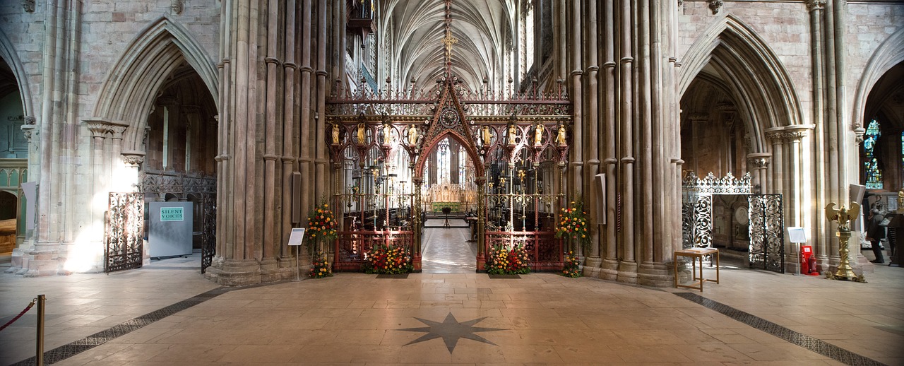 Download free HD stock image of Lichfield Cathedral Free Lichfield Cathedral photo and picture