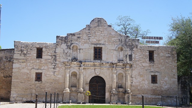 Free Alamo San Antonio photo and picture