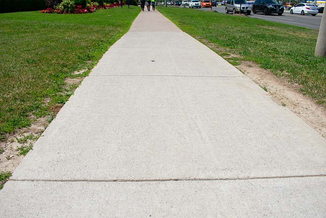 Free Sidewalk- Concrete Cement photo and picture