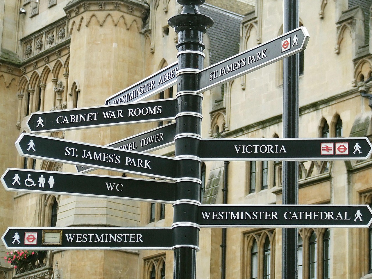 Street - free online jigsaw puzzle photo