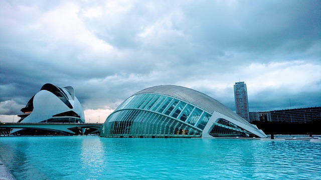 Free Valencia Calatrava photo and picture