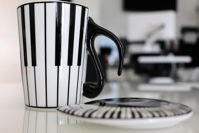Free Coffee Mug Piano Design photo and picture