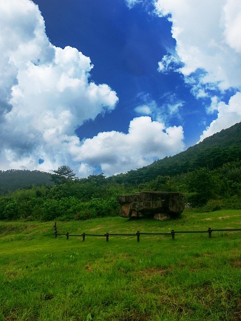 Free Stone Tomb photo and picture