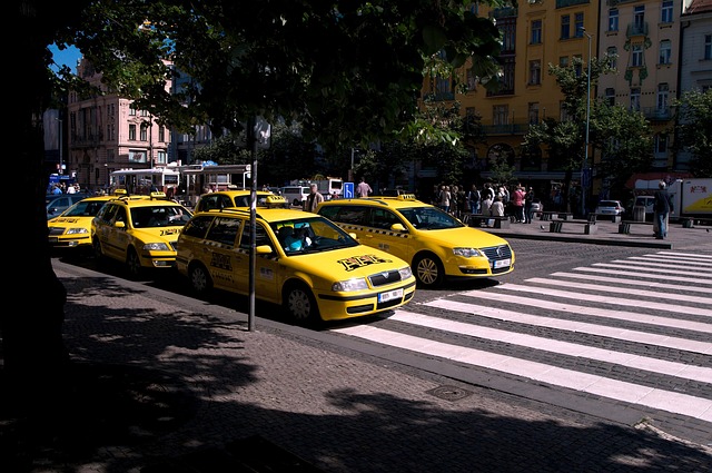Free Taxi Yellow Taxi photo and picture