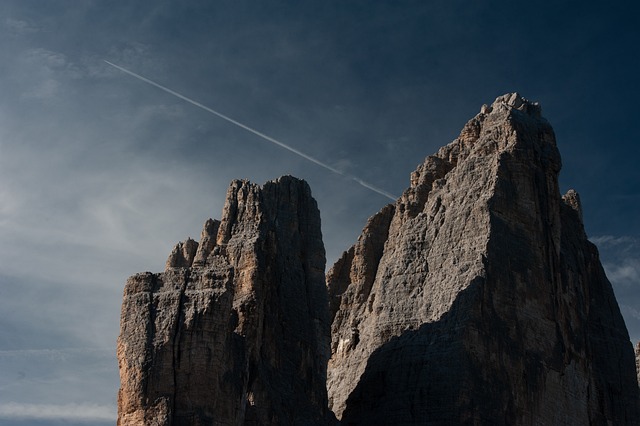Free Dolomites Mountains photo and picture