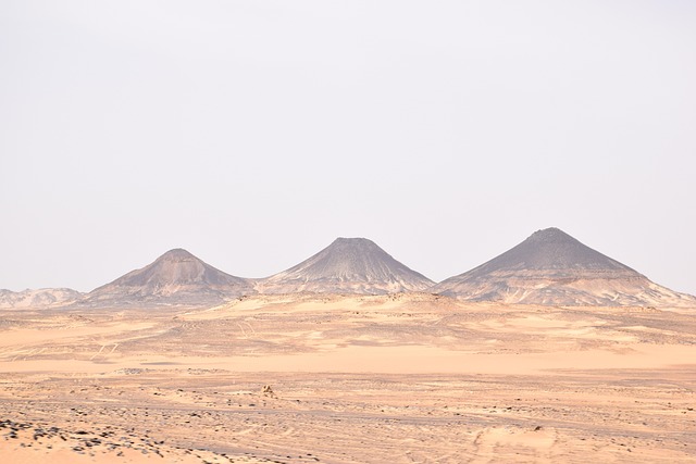 Free Desert Sand photo and picture