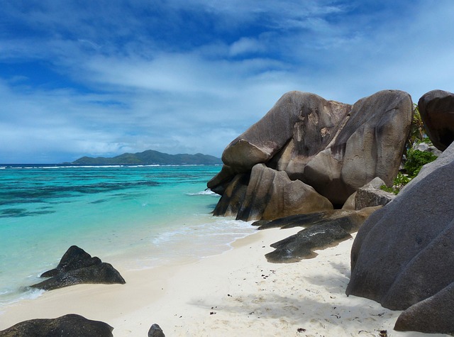 Free Seychelles La Digue photo and picture