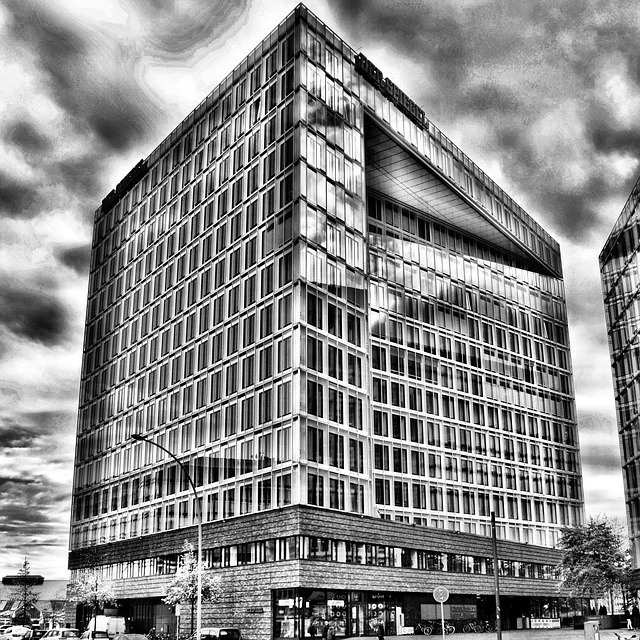 Free Hamburg Building photo and picture