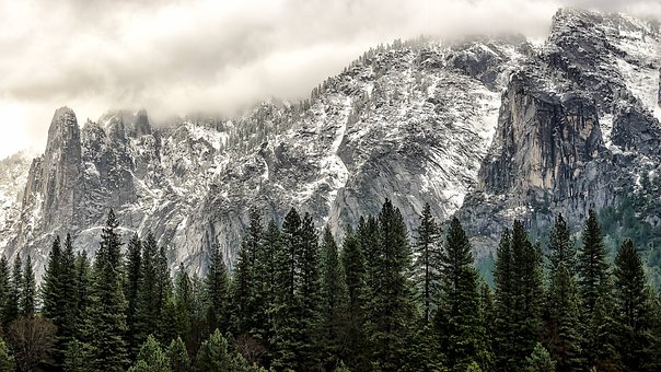 Free Mountain Snow photo and picture