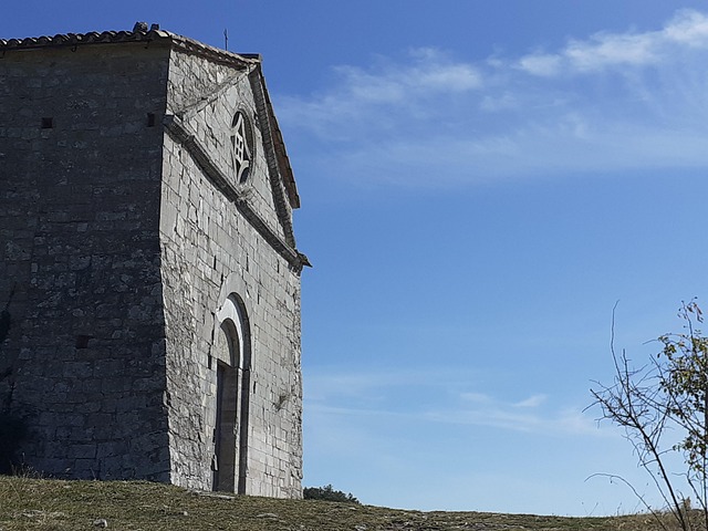 Kirche, Umbrien, Italien