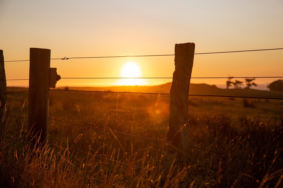 Fazenda De Cerca Por Do Sol Foto Gratuita No Pixabay