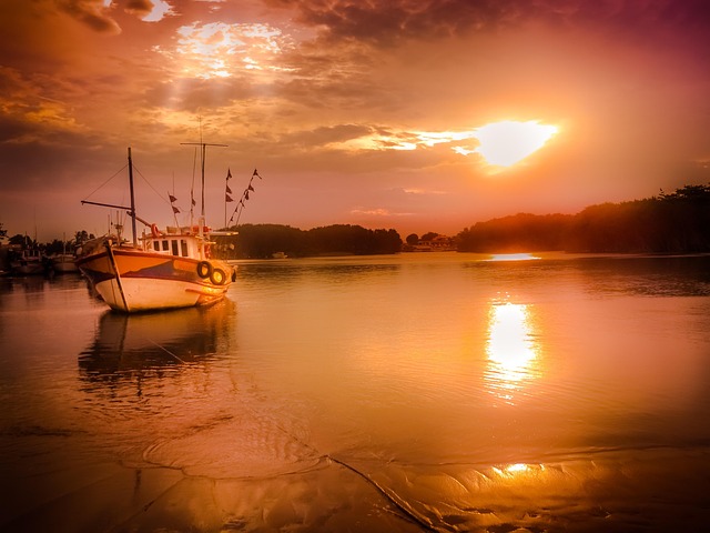 Free Sunset Sun photo and picture