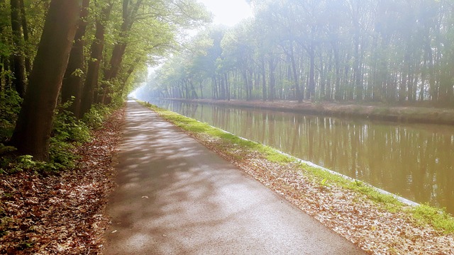 Free Scenery Canal photo and picture