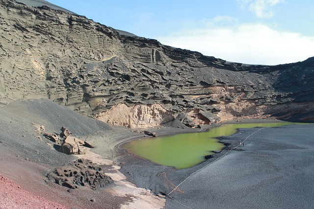 Free Laguna Verde Lago Verde photo and picture