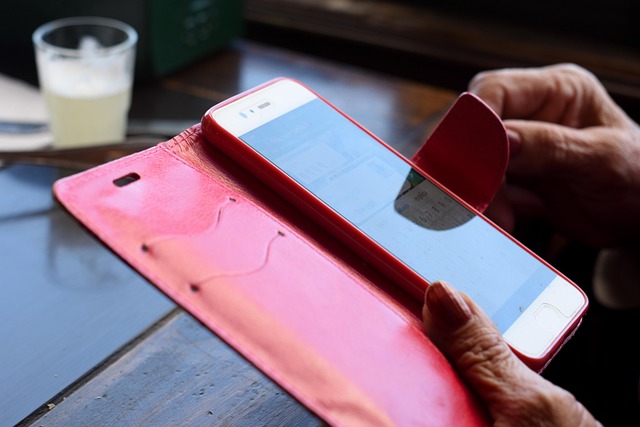 Handy, Mobiltelefon, Mobilfunk, Tee