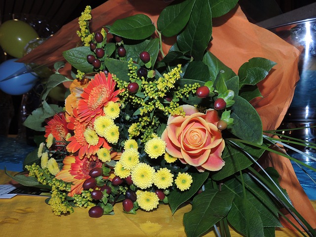 Free Flowers Bouquet photo and picture