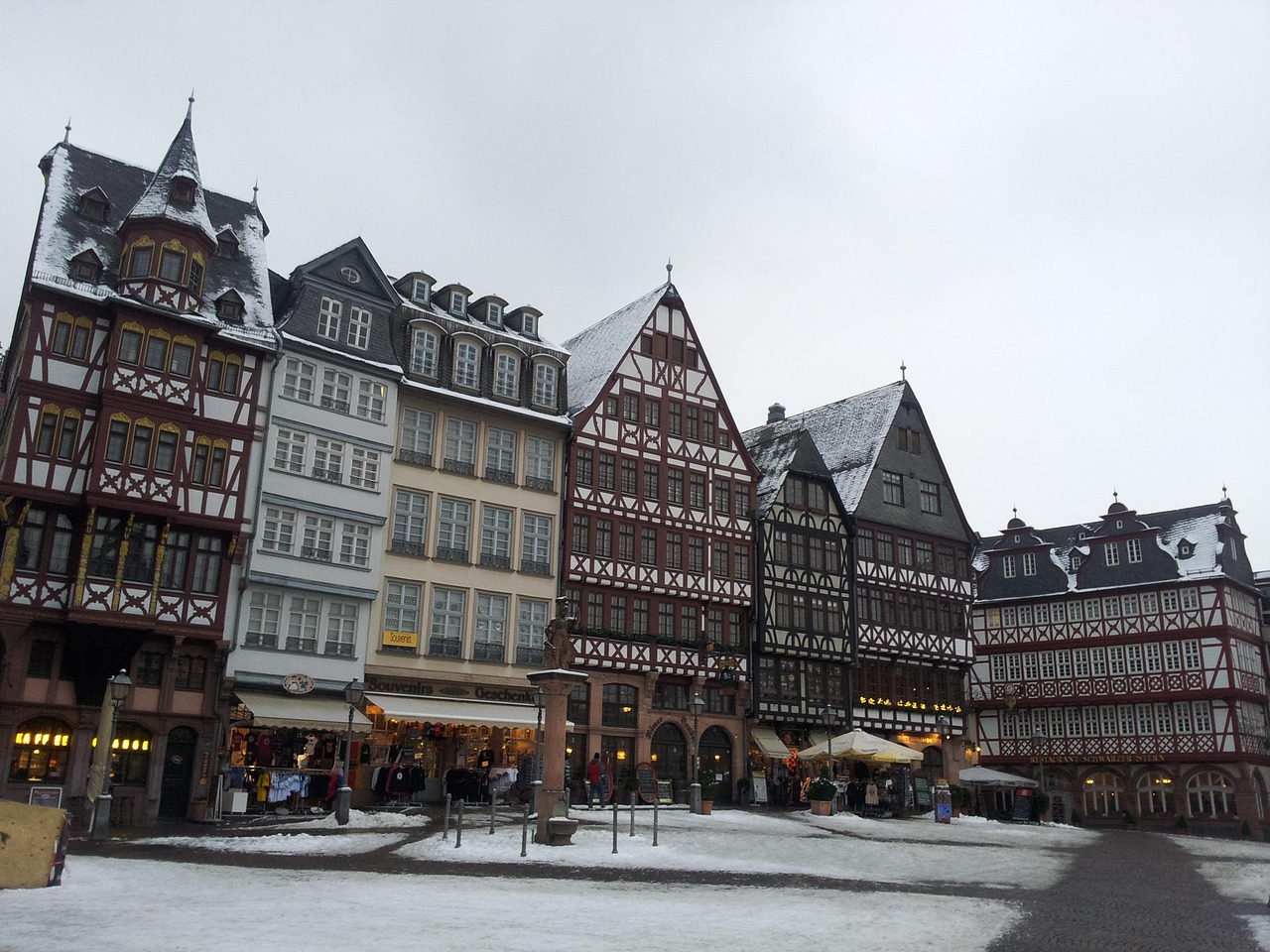 frankfurt-saksa-ilmainen-valokuva-pixabayssa-pixabay