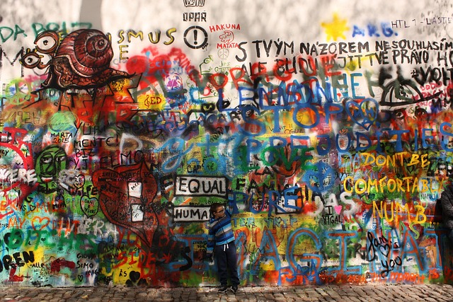 Free Graffiti Wall photo and picture