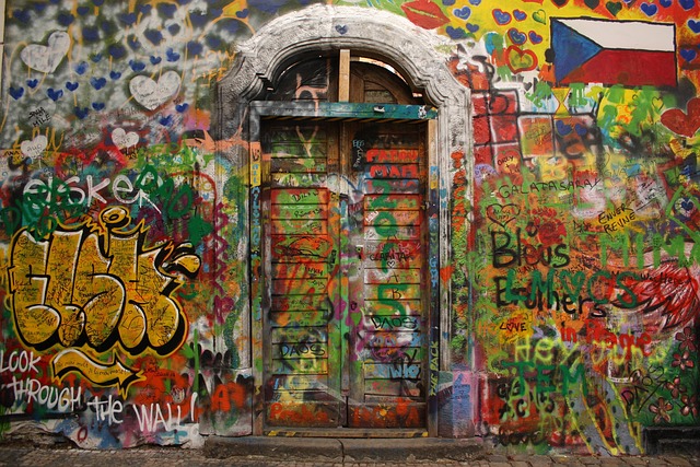 Free Graffiti Wall photo and picture