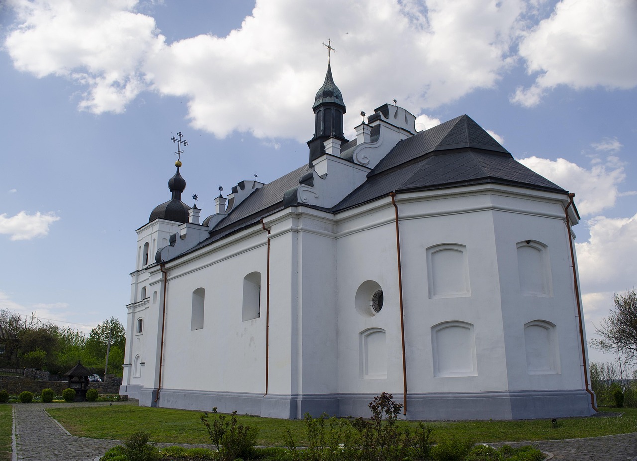 Church - free online jigsaw puzzle photo