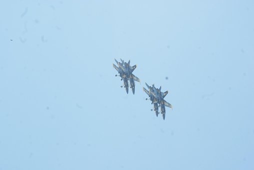Chorros, Ángeles Azules, Equipo