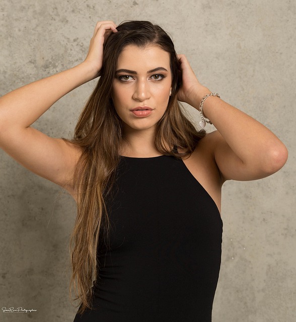 Free Fashion Female photo and picture