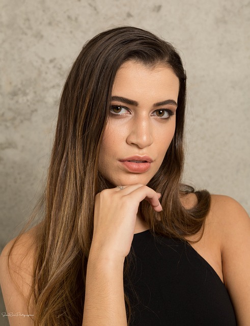 Free Portrait Female photo and picture