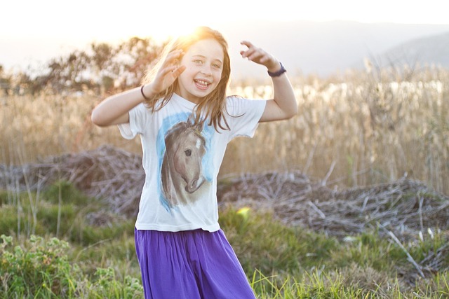 Free Girl Happy photo and picture