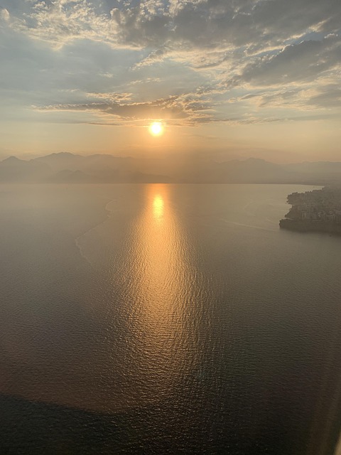 Free Sun Sea photo and picture