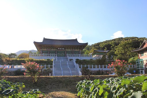 Free Section Temple photo and picture