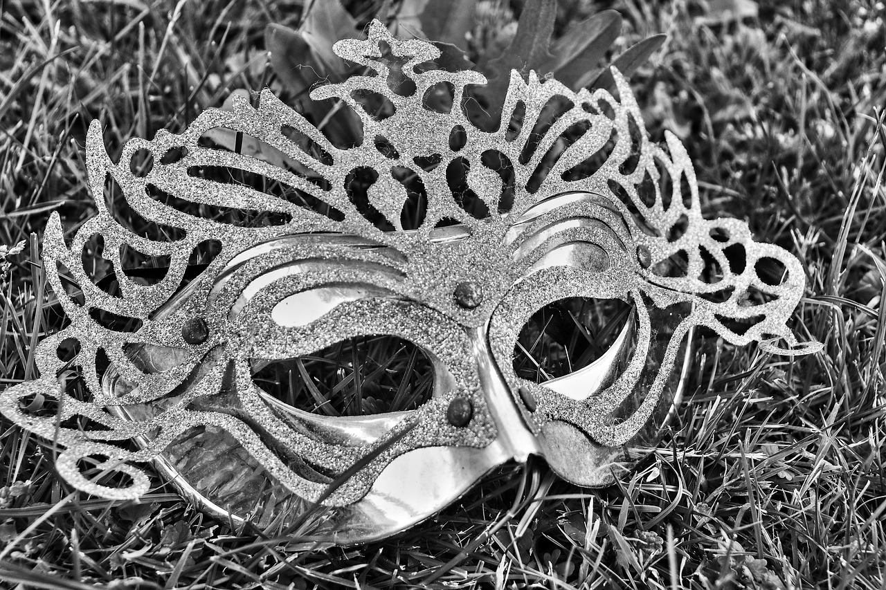Black And White - free online jigsaw puzzle photo