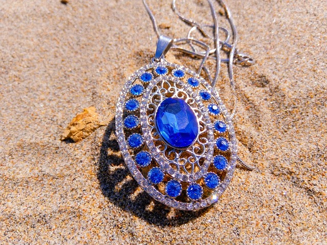 Free Jewel Decoration photo and picture