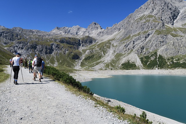 Free Reservoir Mountains photo and picture