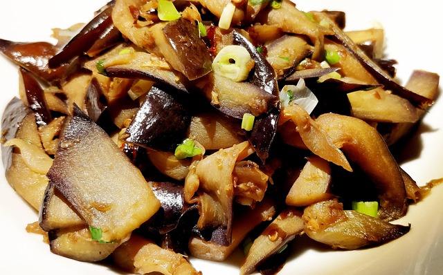 Free Eggplant Aubergine photo and picture