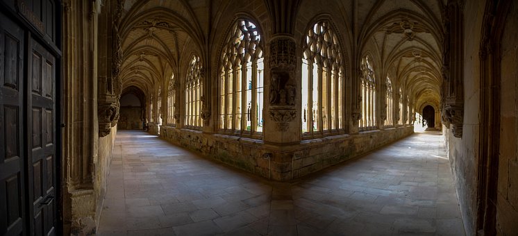 Monasterio, Claustro, Arquitectura