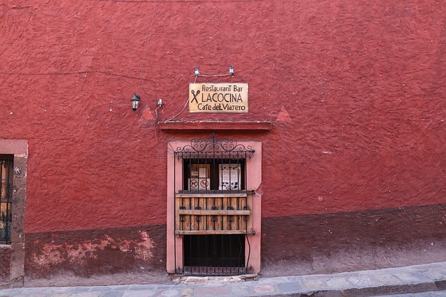 Free Street Restaurant photo and picture