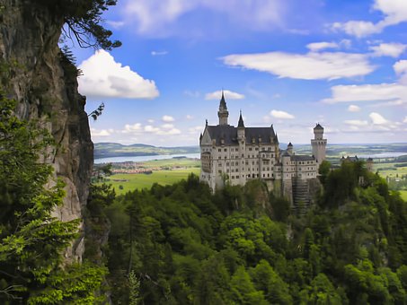 Free Neuschwanstein Schloss photo and picture