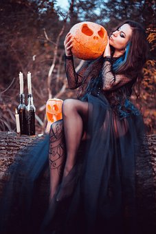 Free Witch Halloween photo and picture