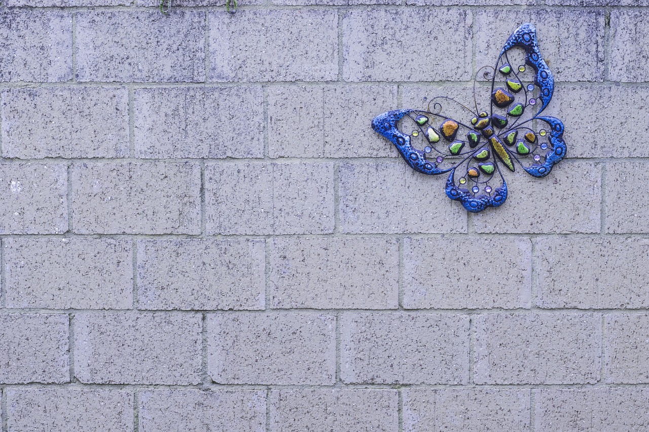 Download free HD stock image of Wall Backyard Free Wall Backyard photo and picture
