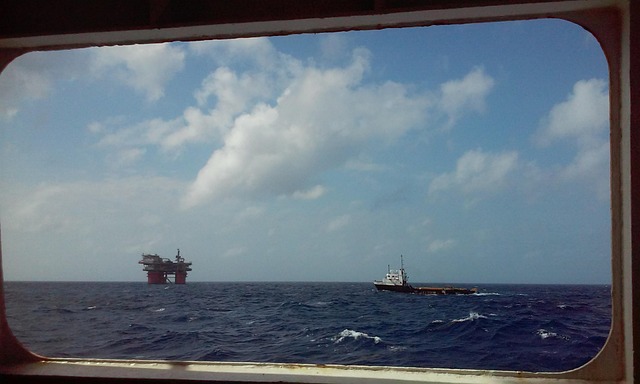 Free Oil Rig Oil Platform photo and picture