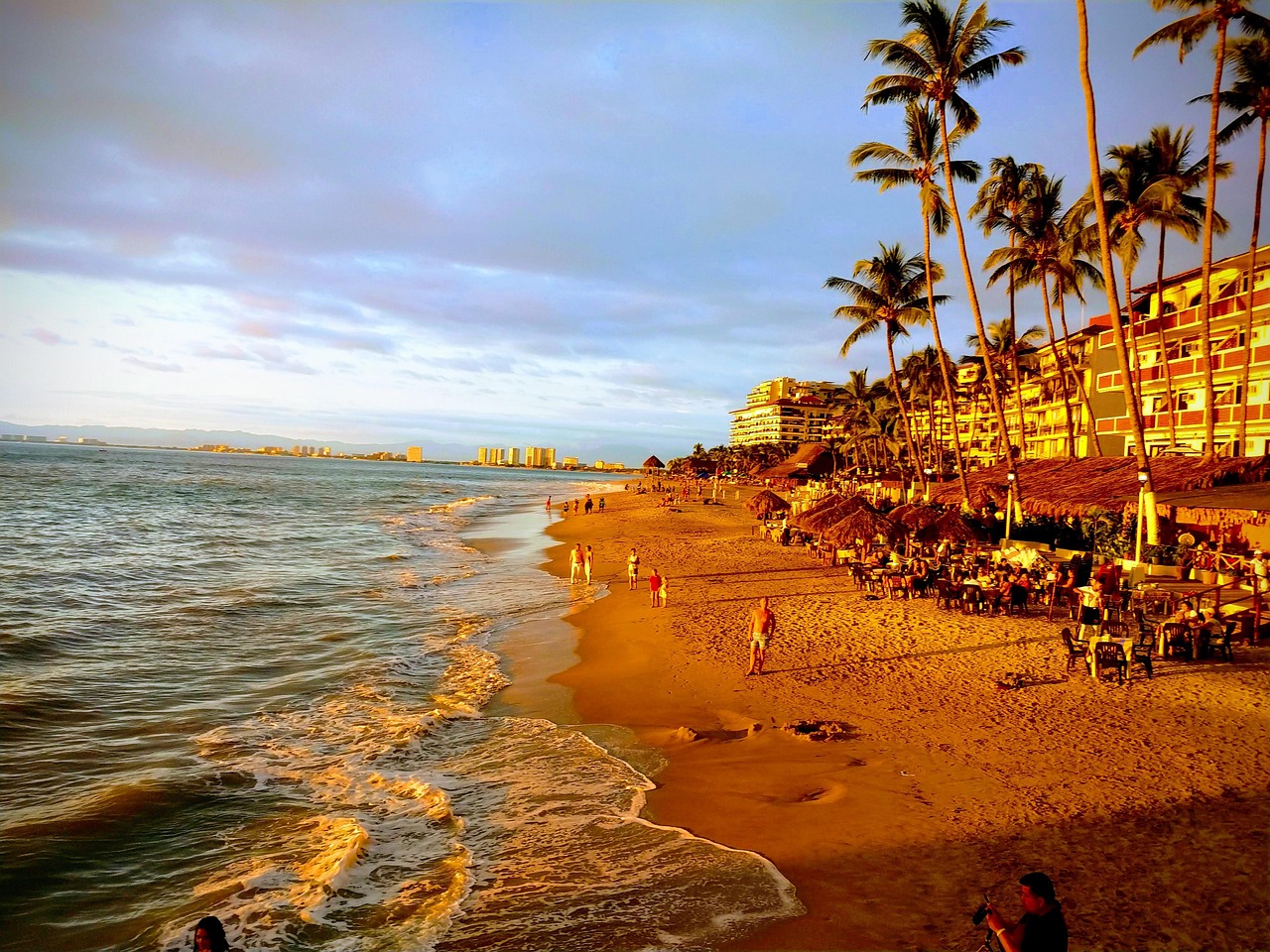 hotel-pantai-kolam-musim-foto-gratis-di-pixabay-pixabay