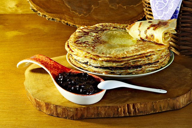 Попробуйте эти простые и вкусные банановые панкейки, и они станут отличным элементом вашего рациона!