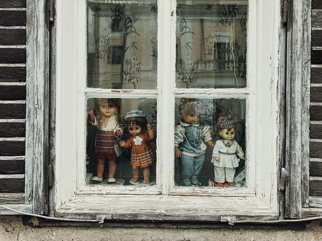 Janela, Bonecos, Romênia, Pulso, Dentro