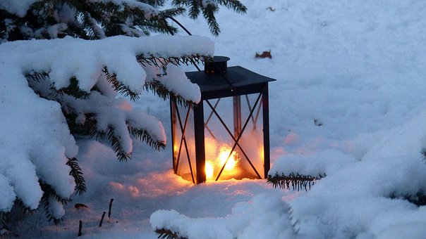 Free Christmas Lantern photo and picture