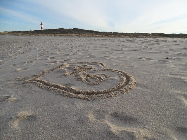 Free Sand Heart photo and picture