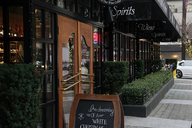 Free Wine Shop Street photo and picture
