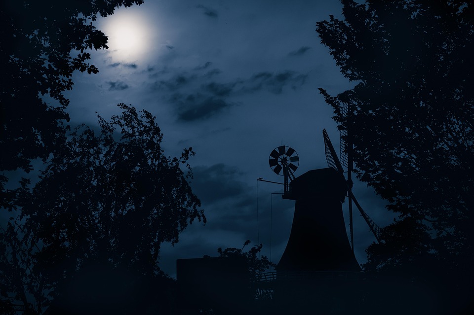 Kincir Angin Malam Bulan Cahaya Foto Gratis Di Pixabay Music video by rio febrian performing angin malam. kincir angin malam bulan cahaya foto