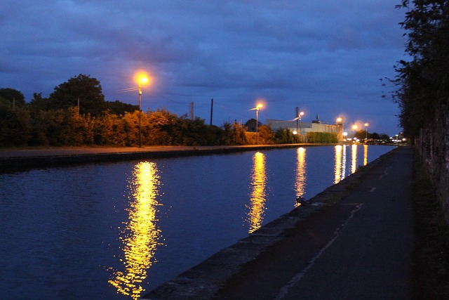 Straatverlichting, Water, Stad