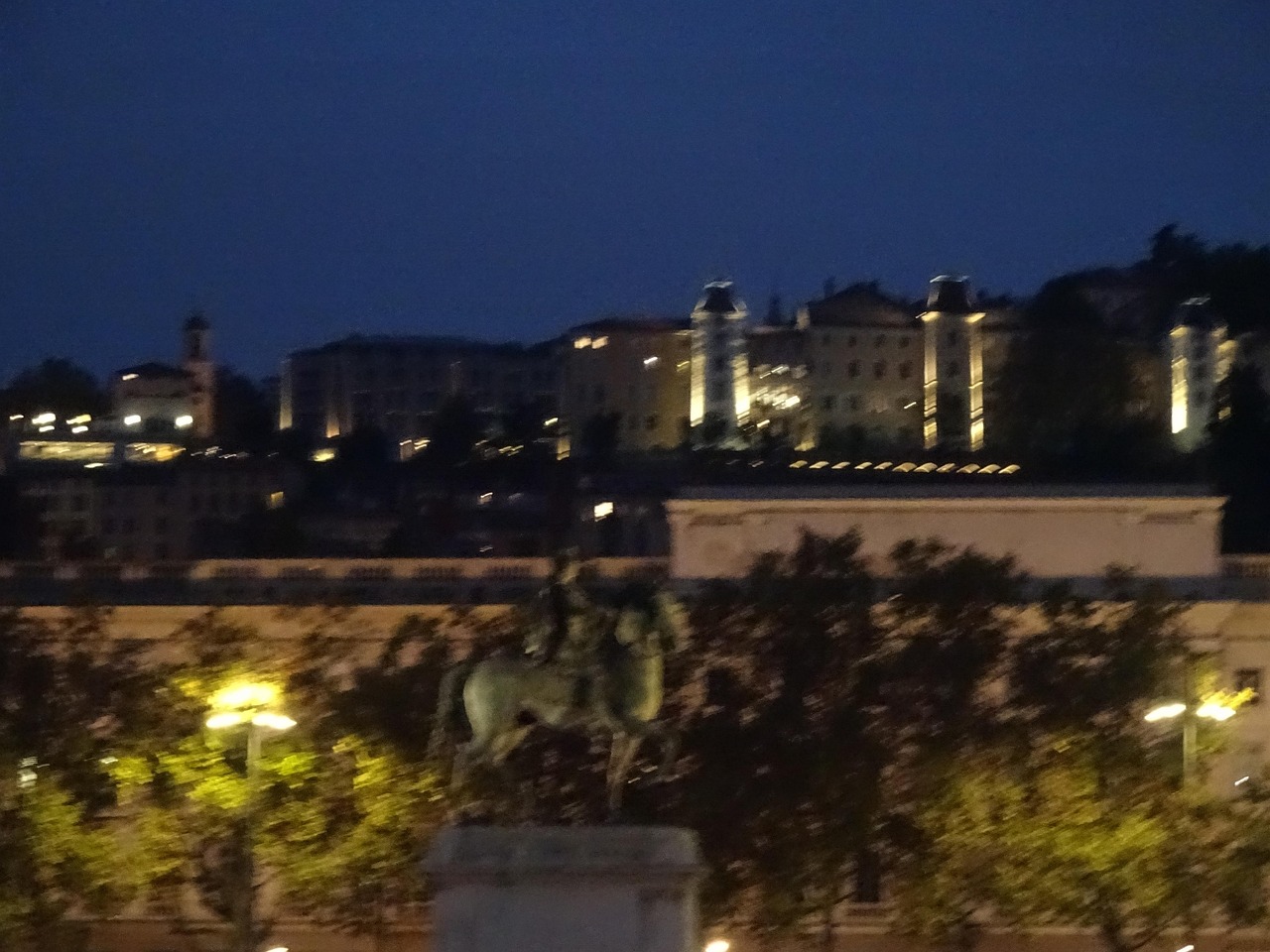 27 place bellecour 69002 lyon