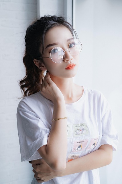 Free Girl Portrait photo and picture
